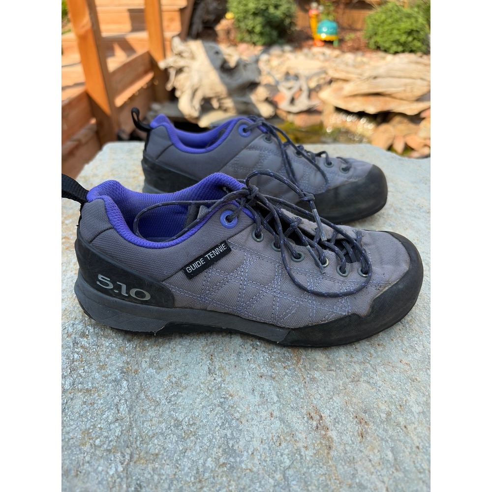 Five Ten Guide Tennie Women 5 Approach Shoes Grey Purple Stealth Rubber Climbing